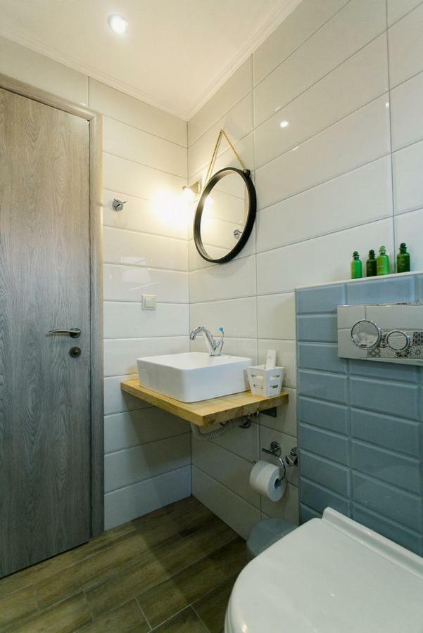 Frangeo Boutique Rooms Аспровалта Екстериор снимка